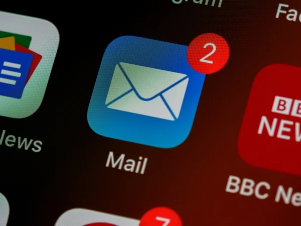 phone email screen